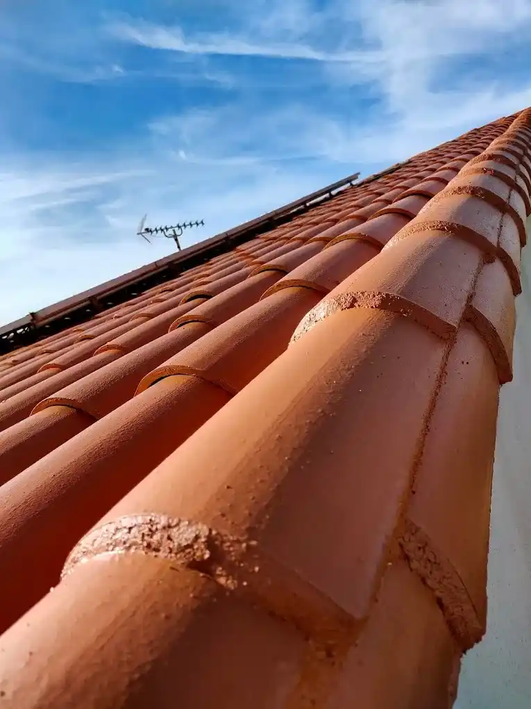 Rénovation d'une toiture à Vézénobres